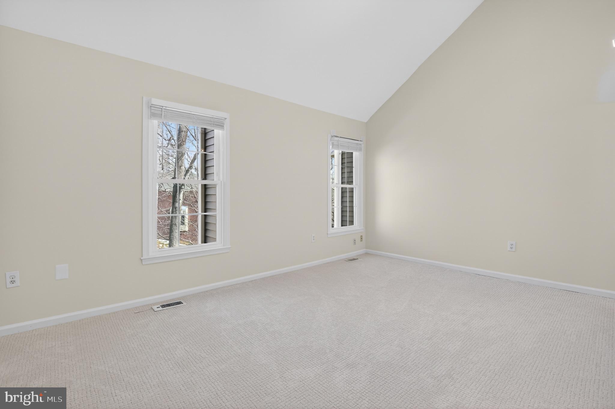 GROSVENOR PARK TOWNHOME CONDOMINIUMS - Residential