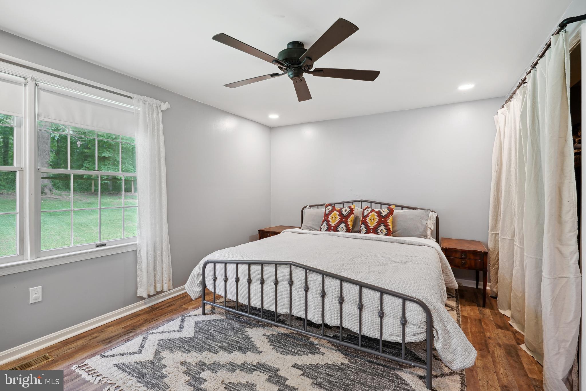 BEVERLY ESTATES - Residential