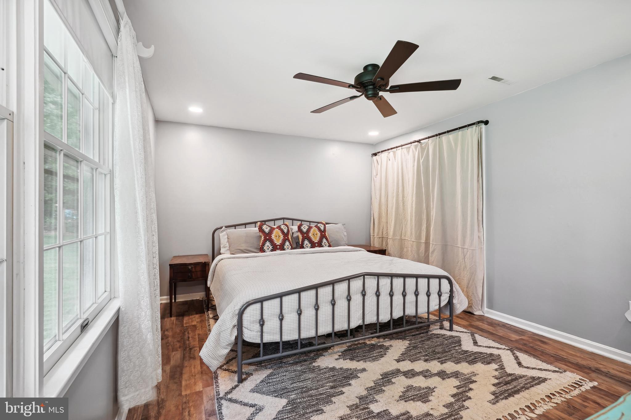 BEVERLY ESTATES - Residential