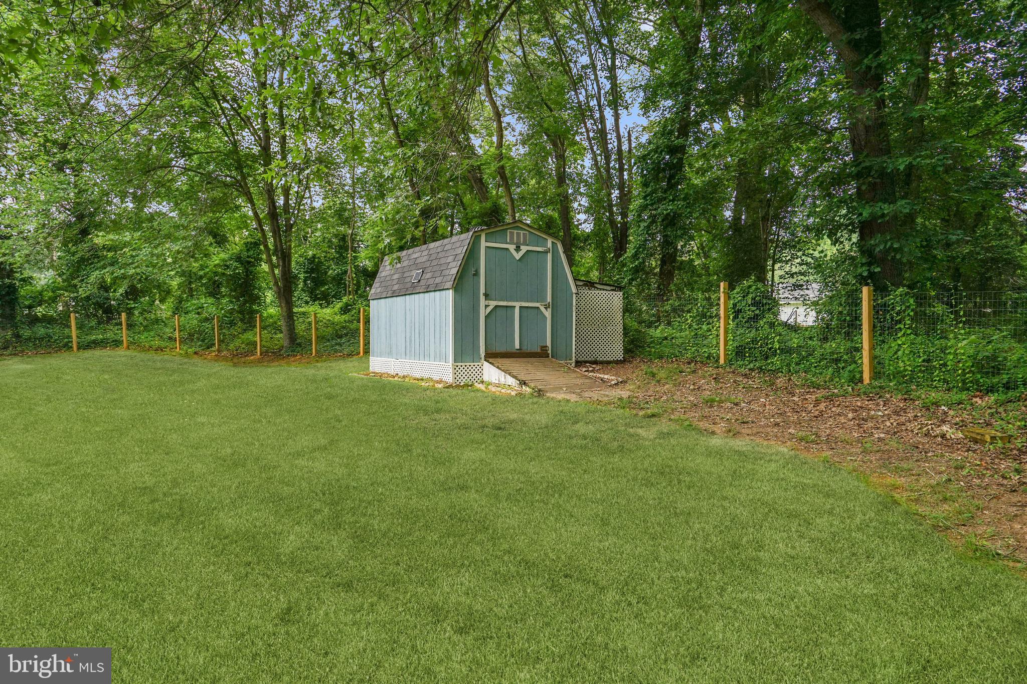 BEVERLY ESTATES - Residential