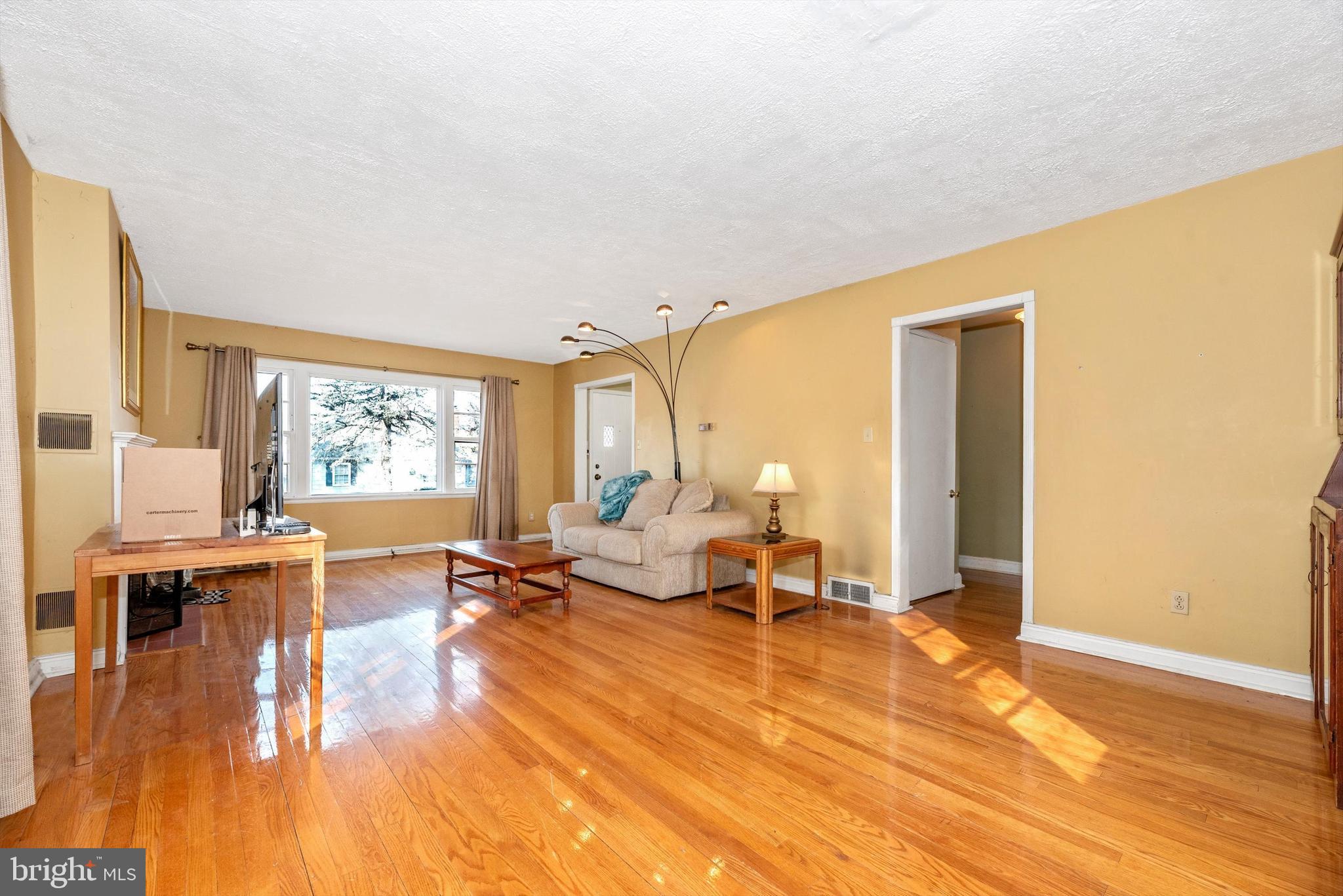 FOUNTAIN HEAD - Residential