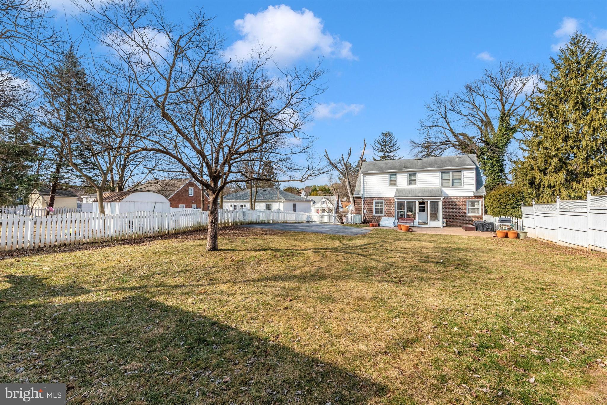 FOUNTAIN HEAD - Residential