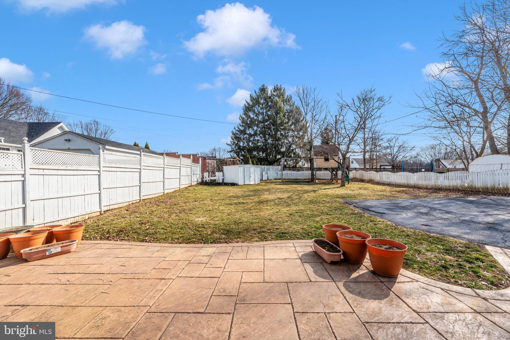 FOUNTAIN HEAD - Residential