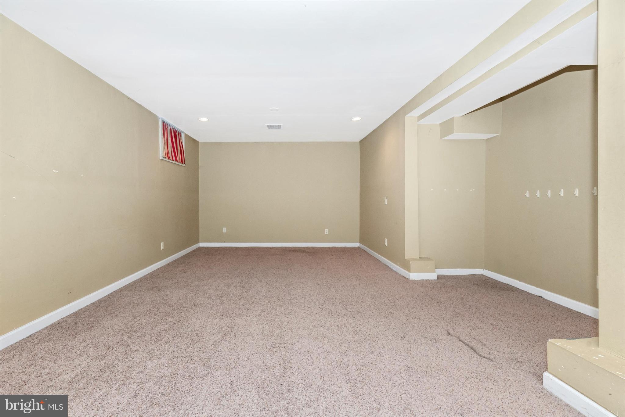 FOUNTAIN HEAD - Residential