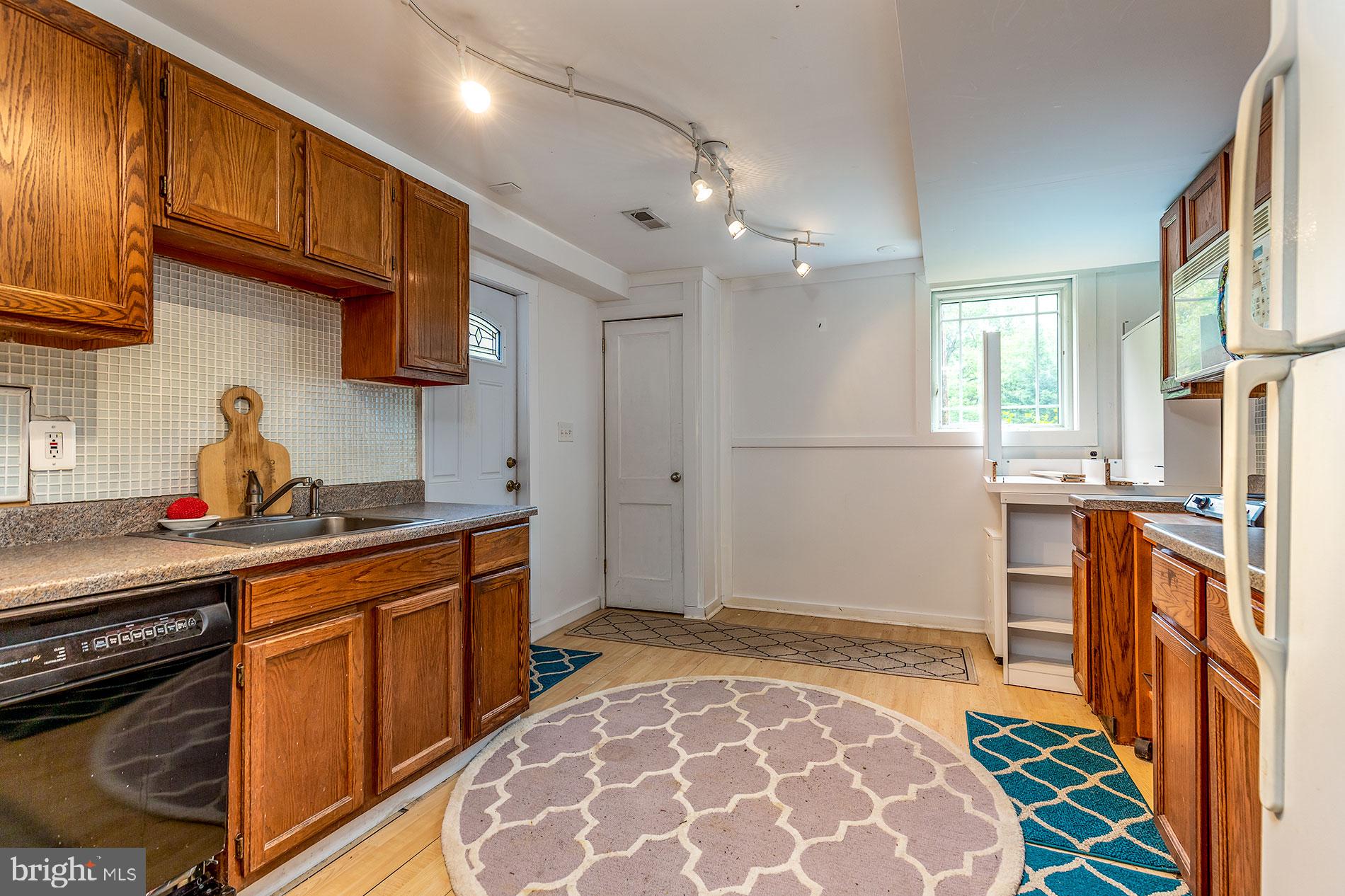 WILLOW WOODS - Residential