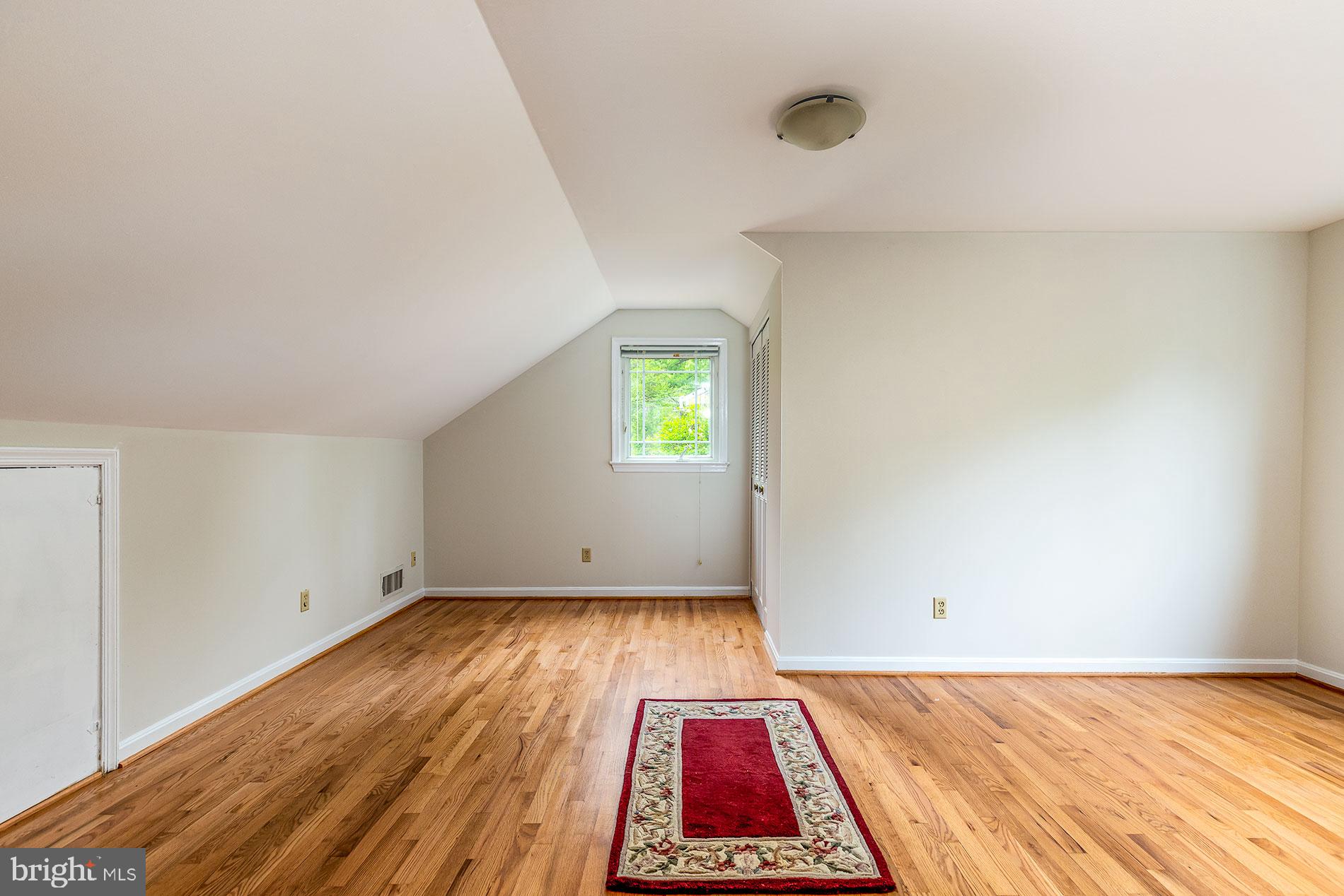 WILLOW WOODS - Residential