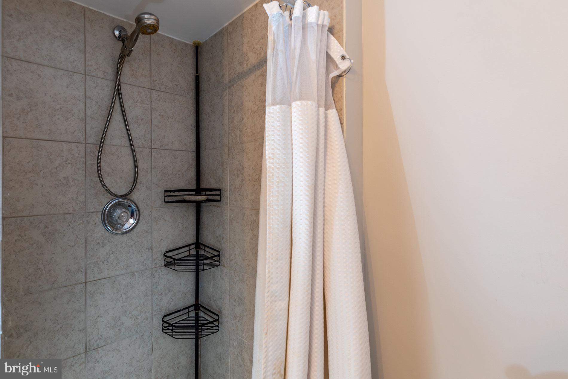 WILLOW WOODS - Residential