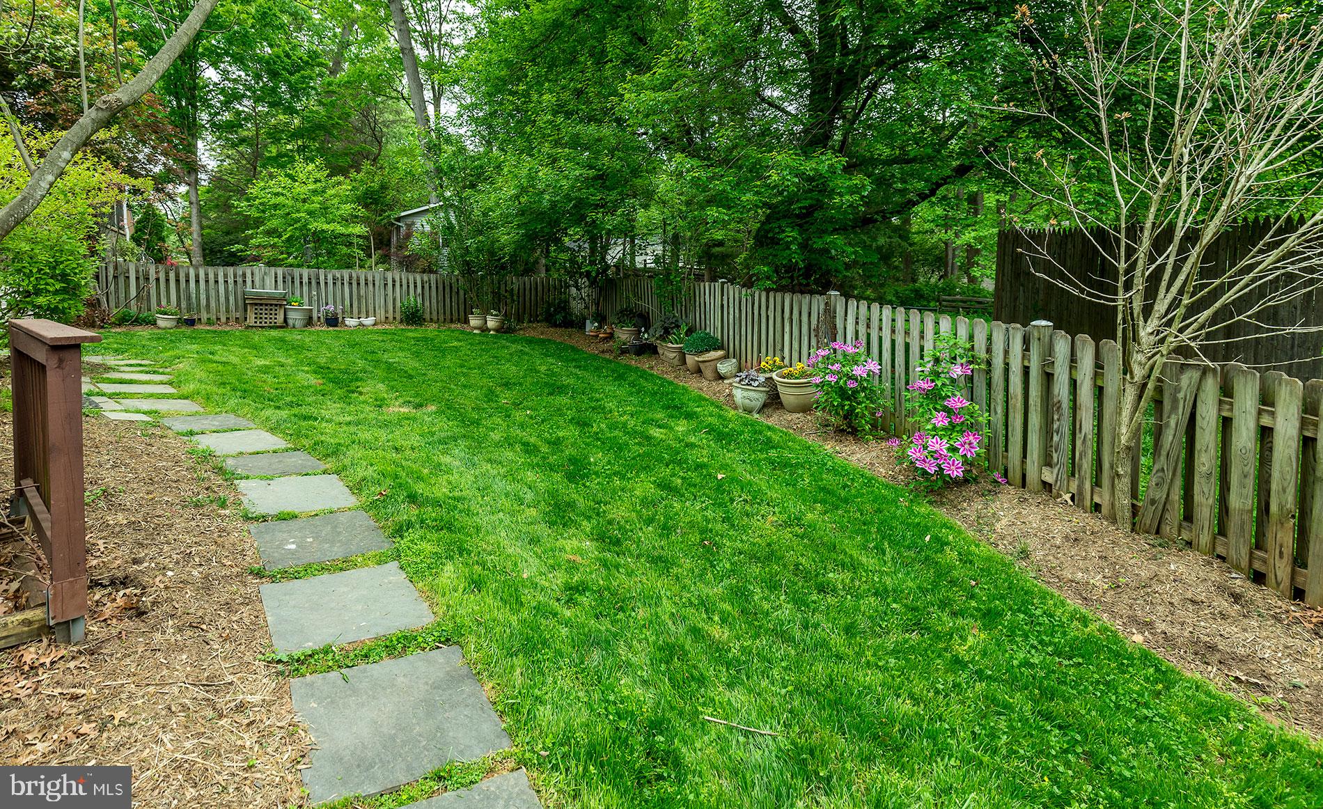 WILLOW WOODS - Residential