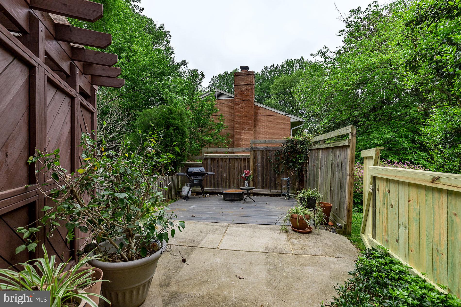 WILLOW WOODS - Residential