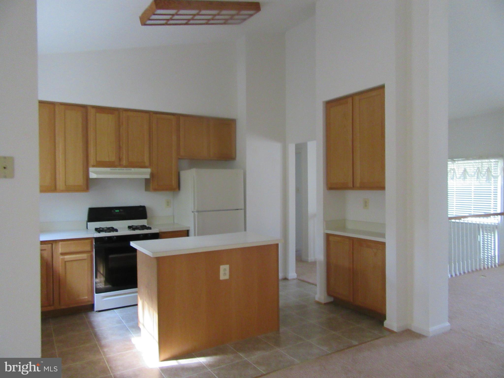 WESTBURY PUB - Residential Lease