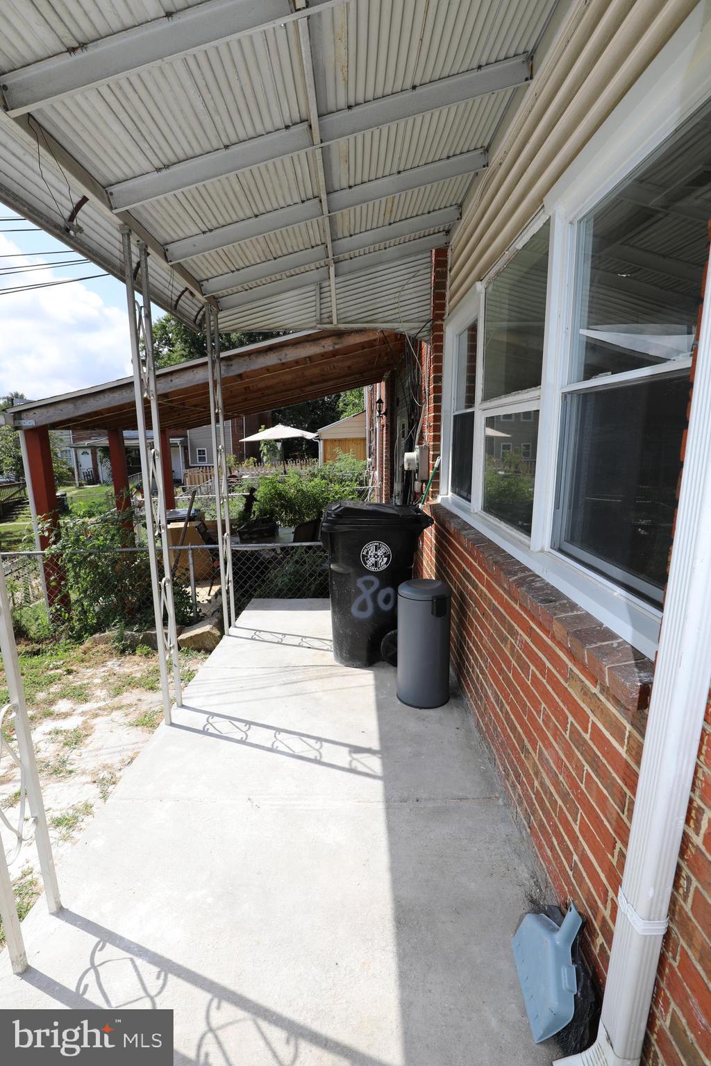 RIVERVIEW - Residential