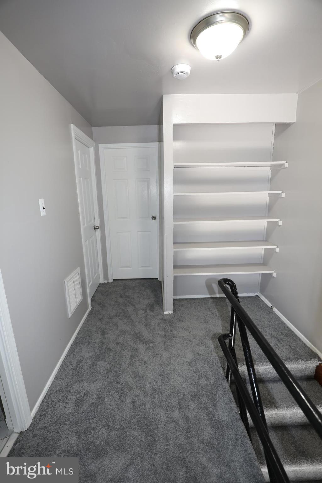 RIVERVIEW - Residential