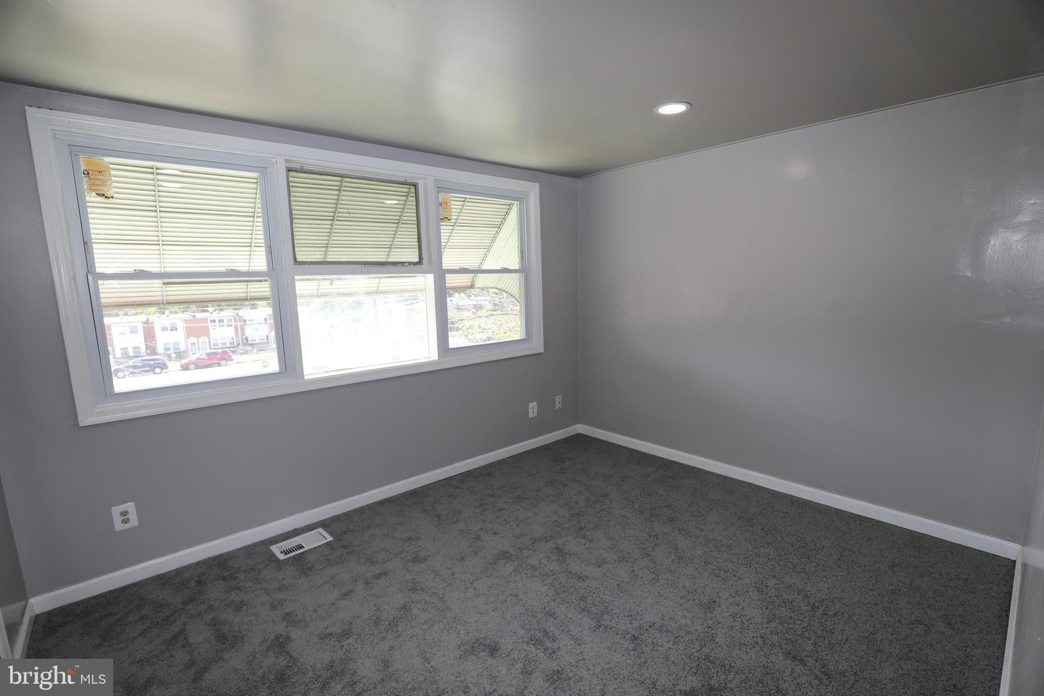 RIVERVIEW - Residential