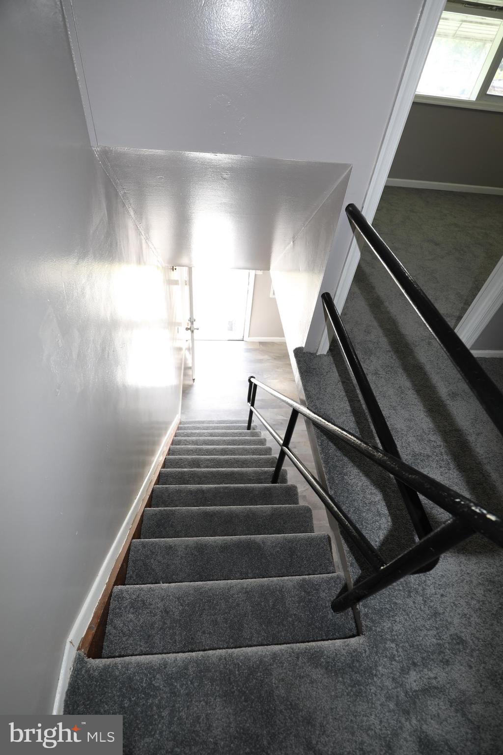 RIVERVIEW - Residential