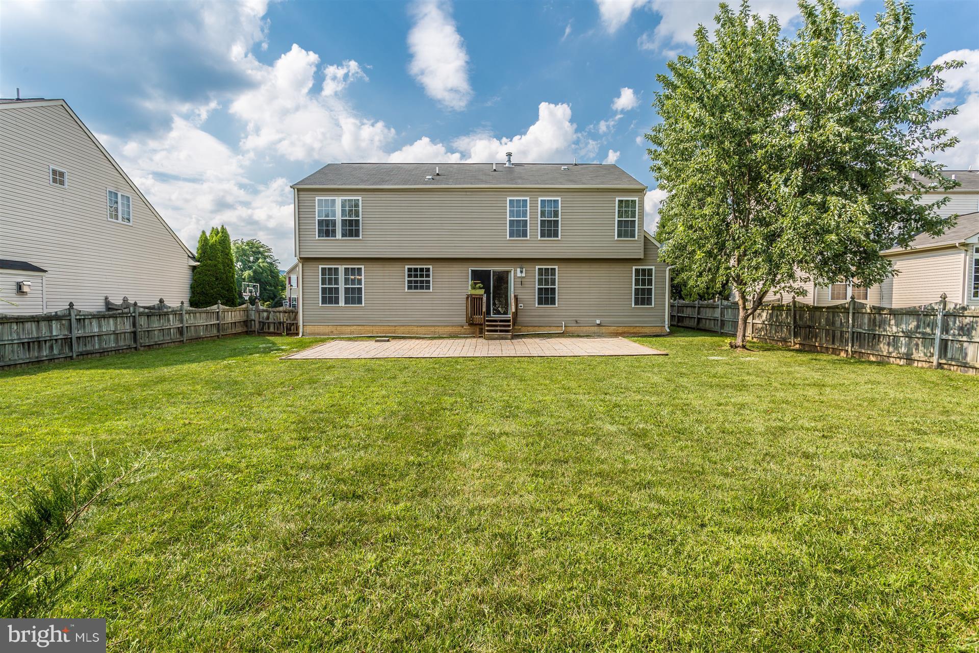 WALNUT RIDGE - Residential Lease