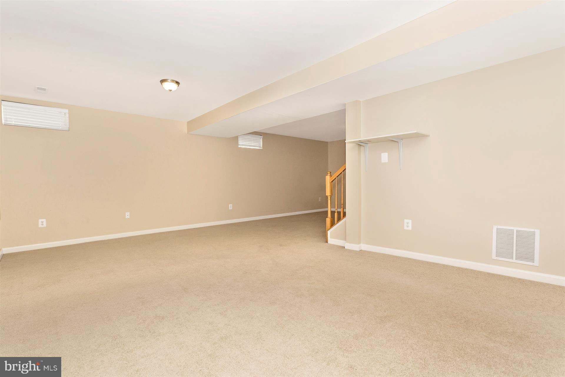 WALNUT RIDGE - Residential Lease