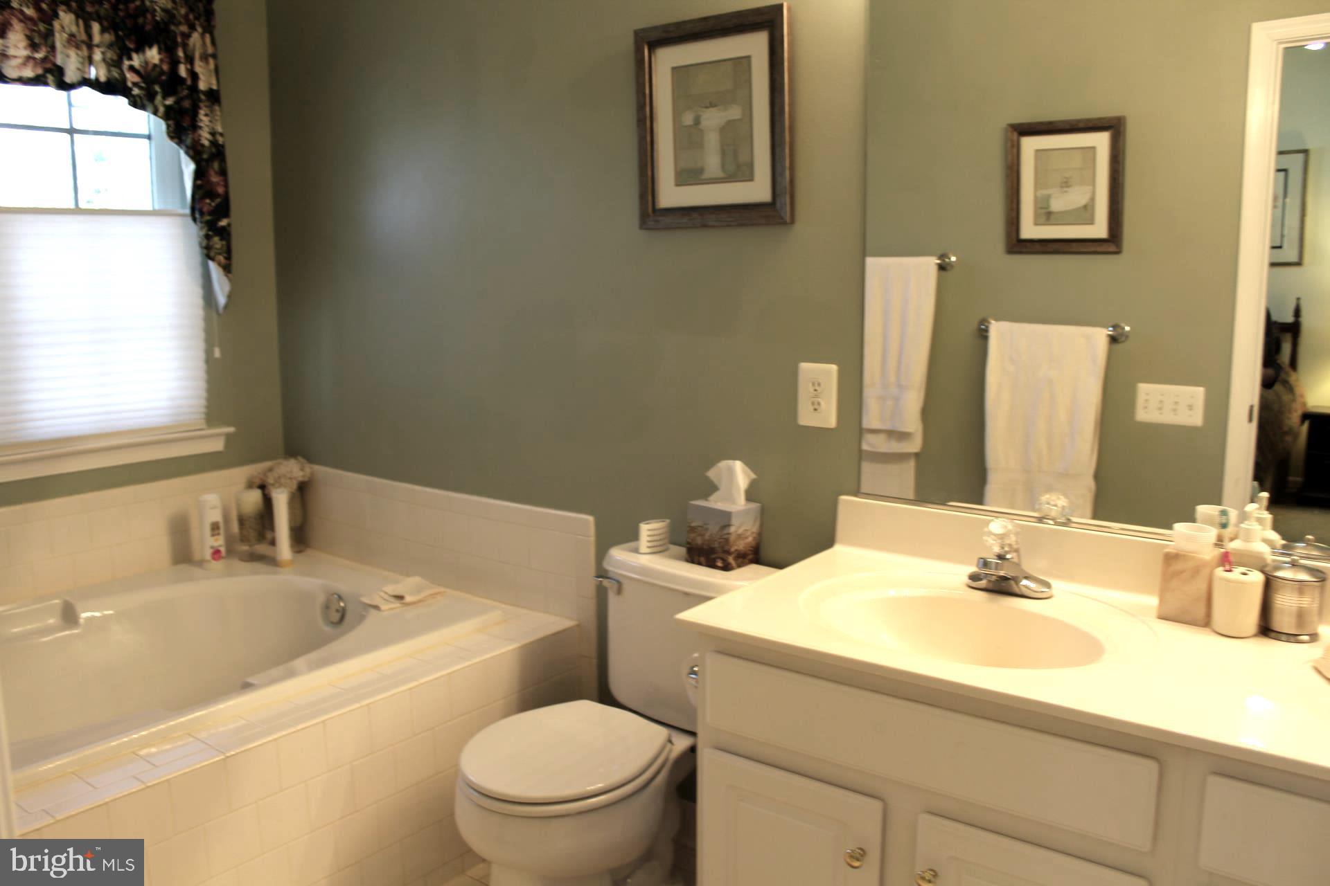 TIDEWATER COLONY - Residential Lease