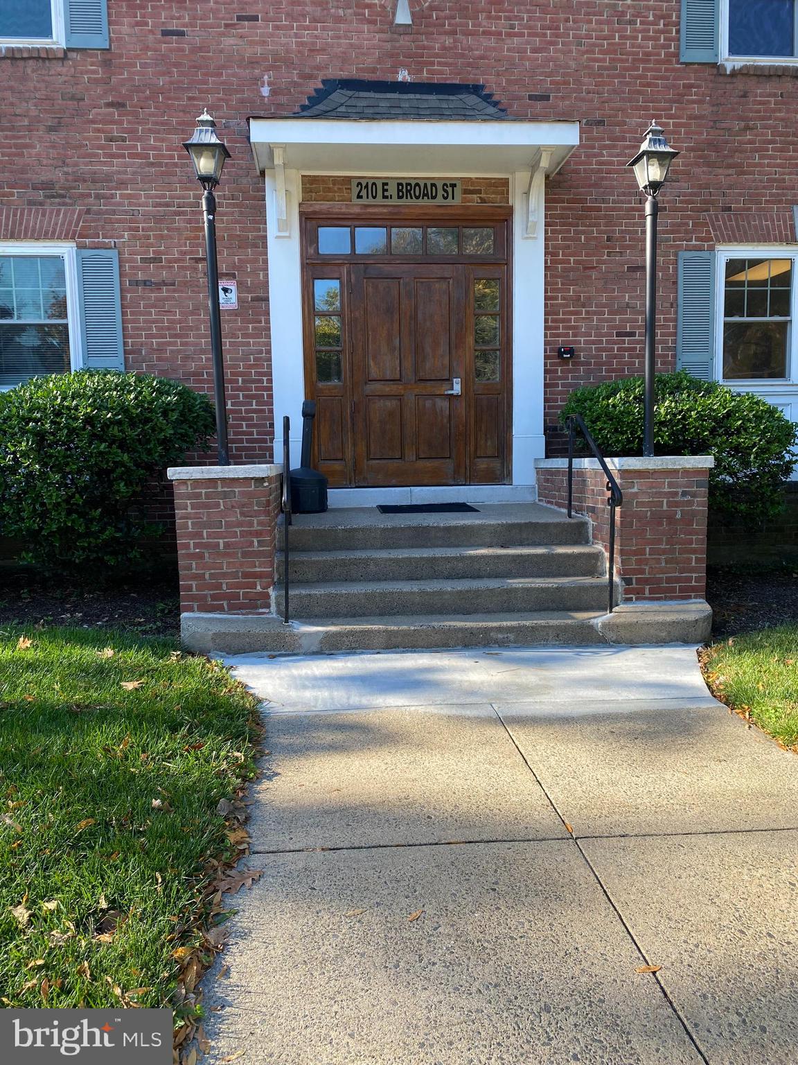 210 E BROAD STREET