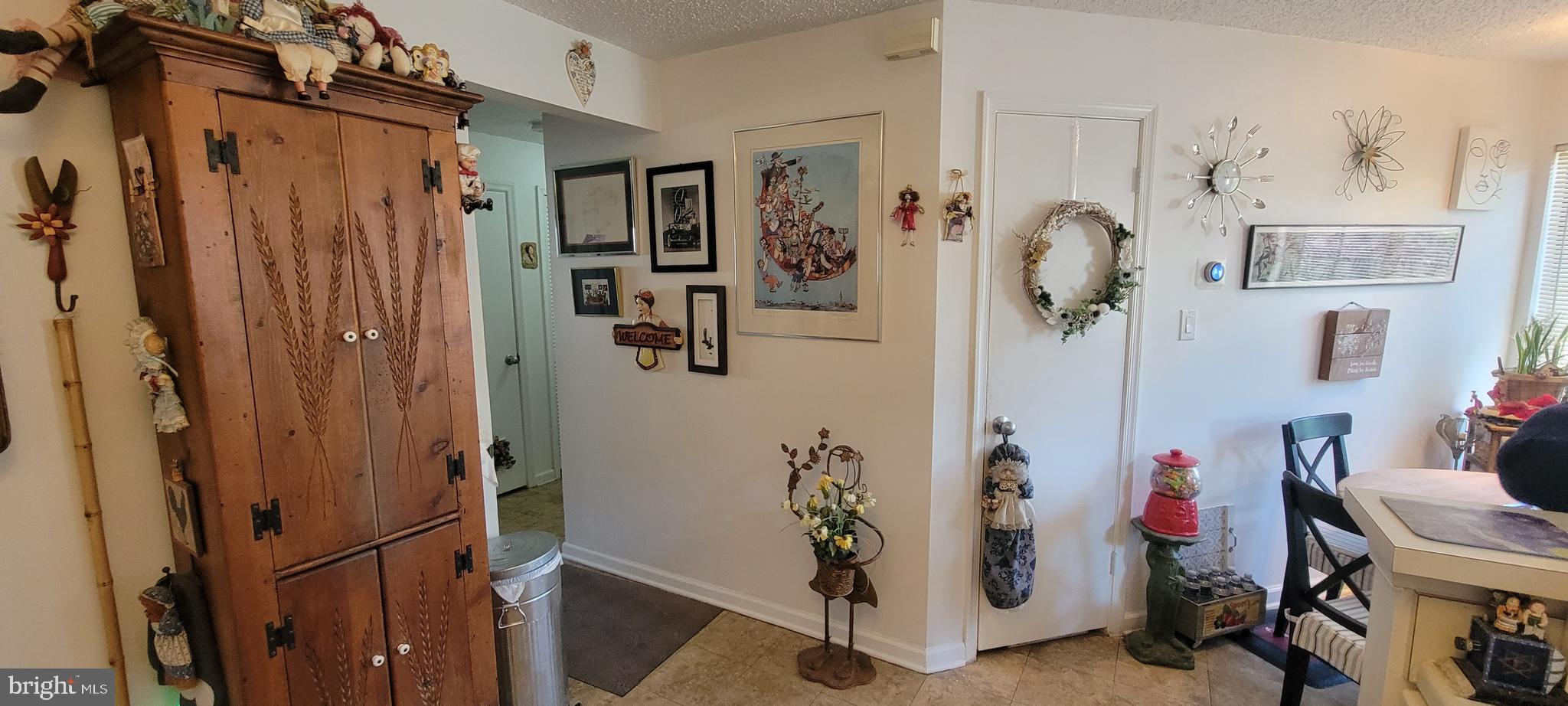 THE TIERS OF LAUREL LAKE - Residential