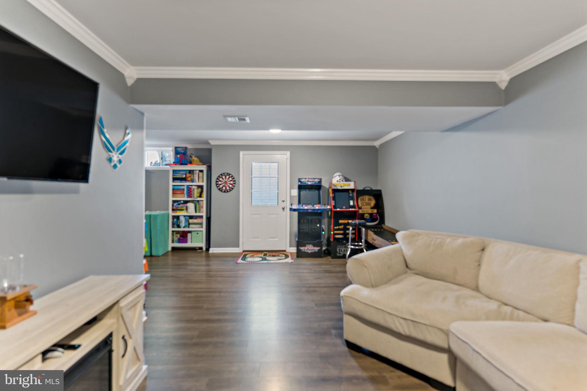 SPRINGDALE FARM - Residential