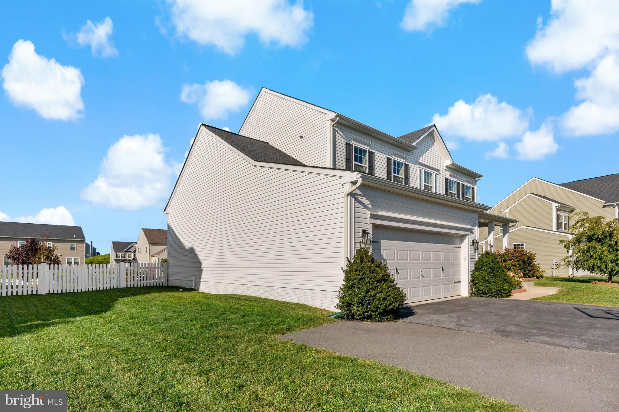 SPRINGDALE FARM - Residential