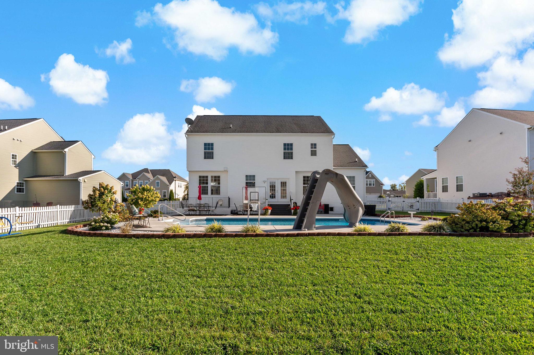 SPRINGDALE FARM - Residential