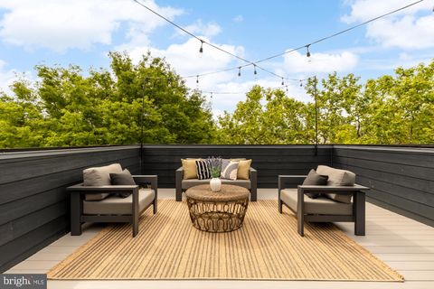 1325 ORREN STREET NE 4 WASHINGTON DC 20002