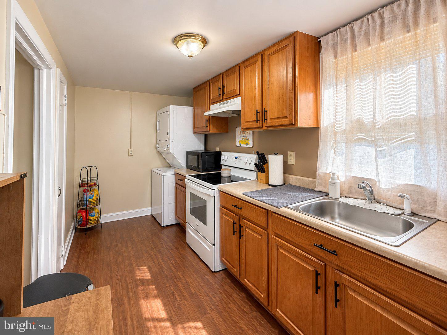 31 W GRANT STREET W B
