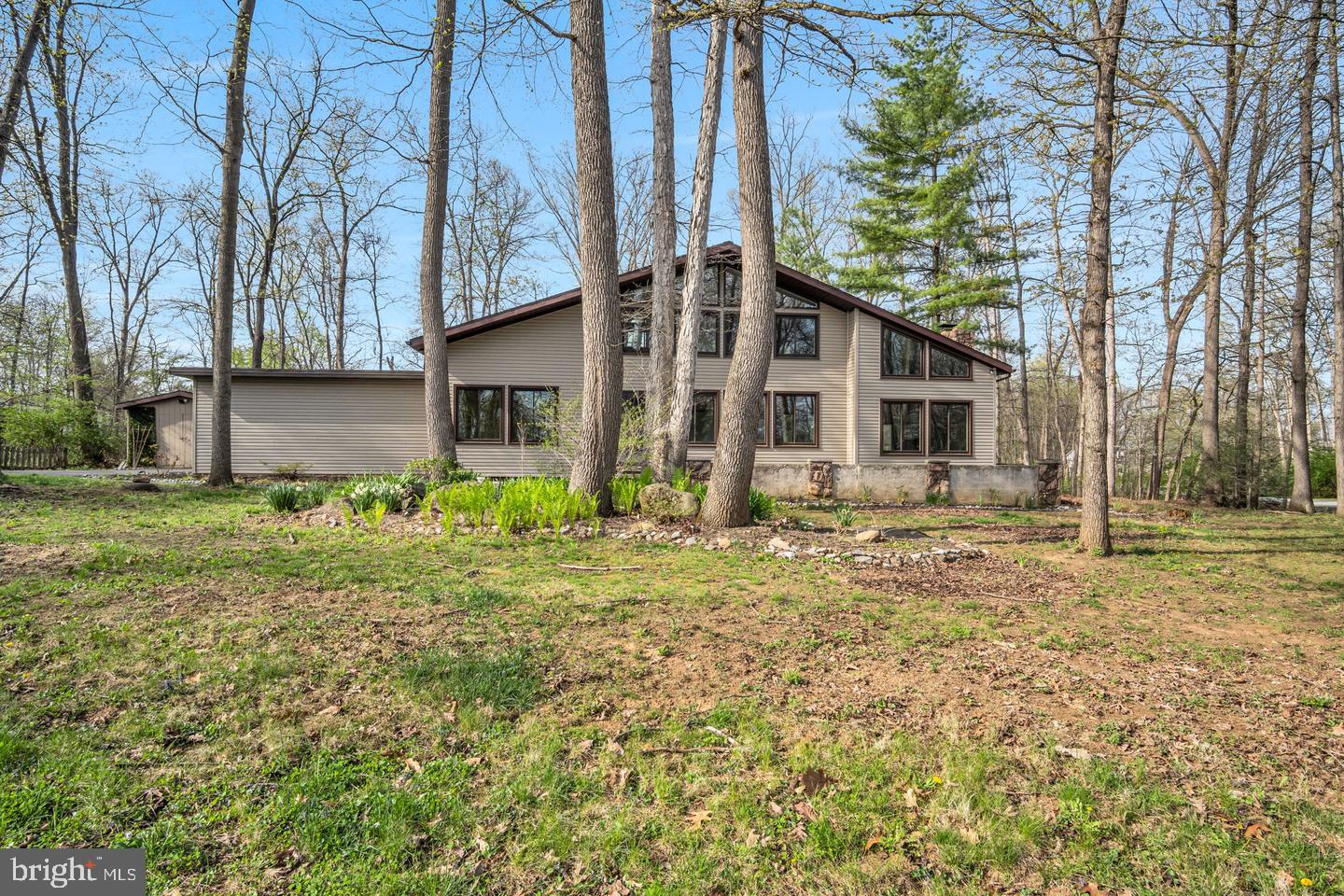 10 LINCOLN DRIVE