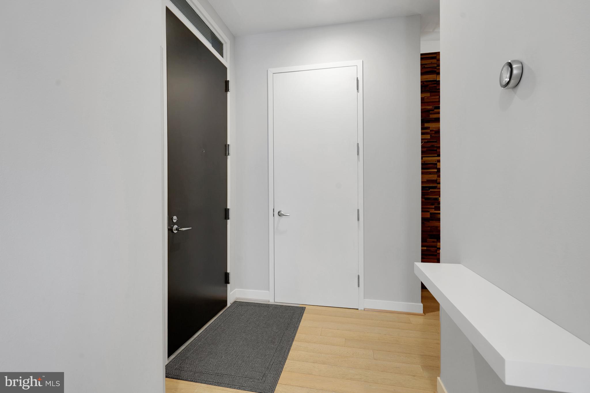 RESTON TOWN CENTER - Residential