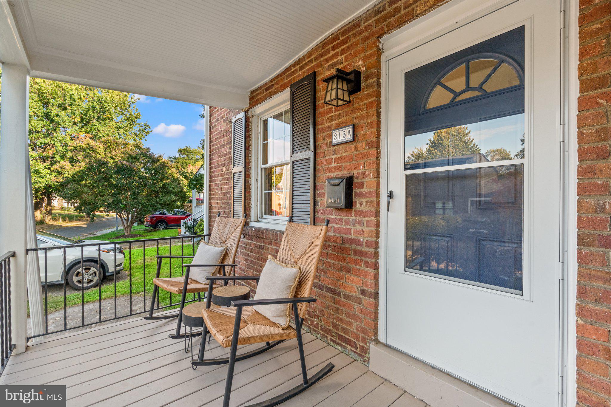 315A E MOUNT IDA AVENUE