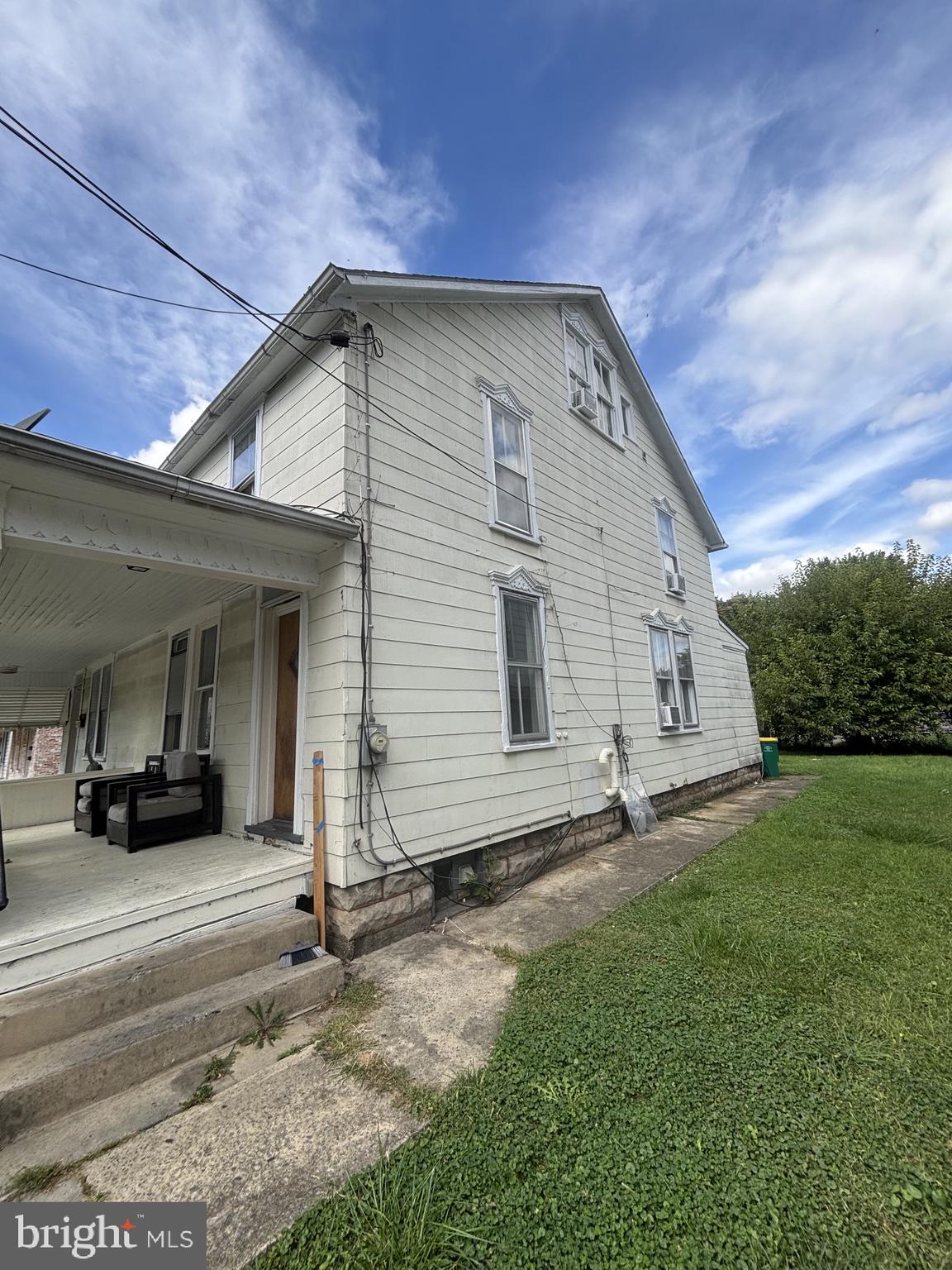 375 & 377 E KING STREET