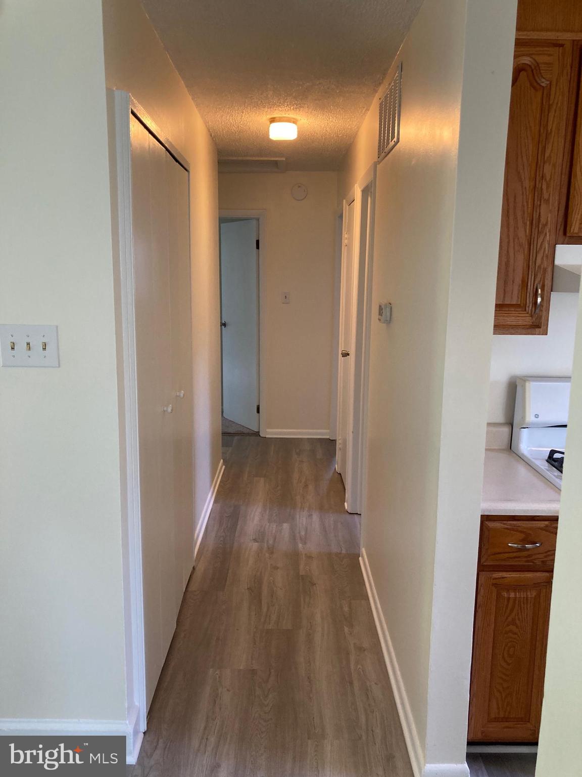 POINT OF ROCKS ESTATES - Residential Lease