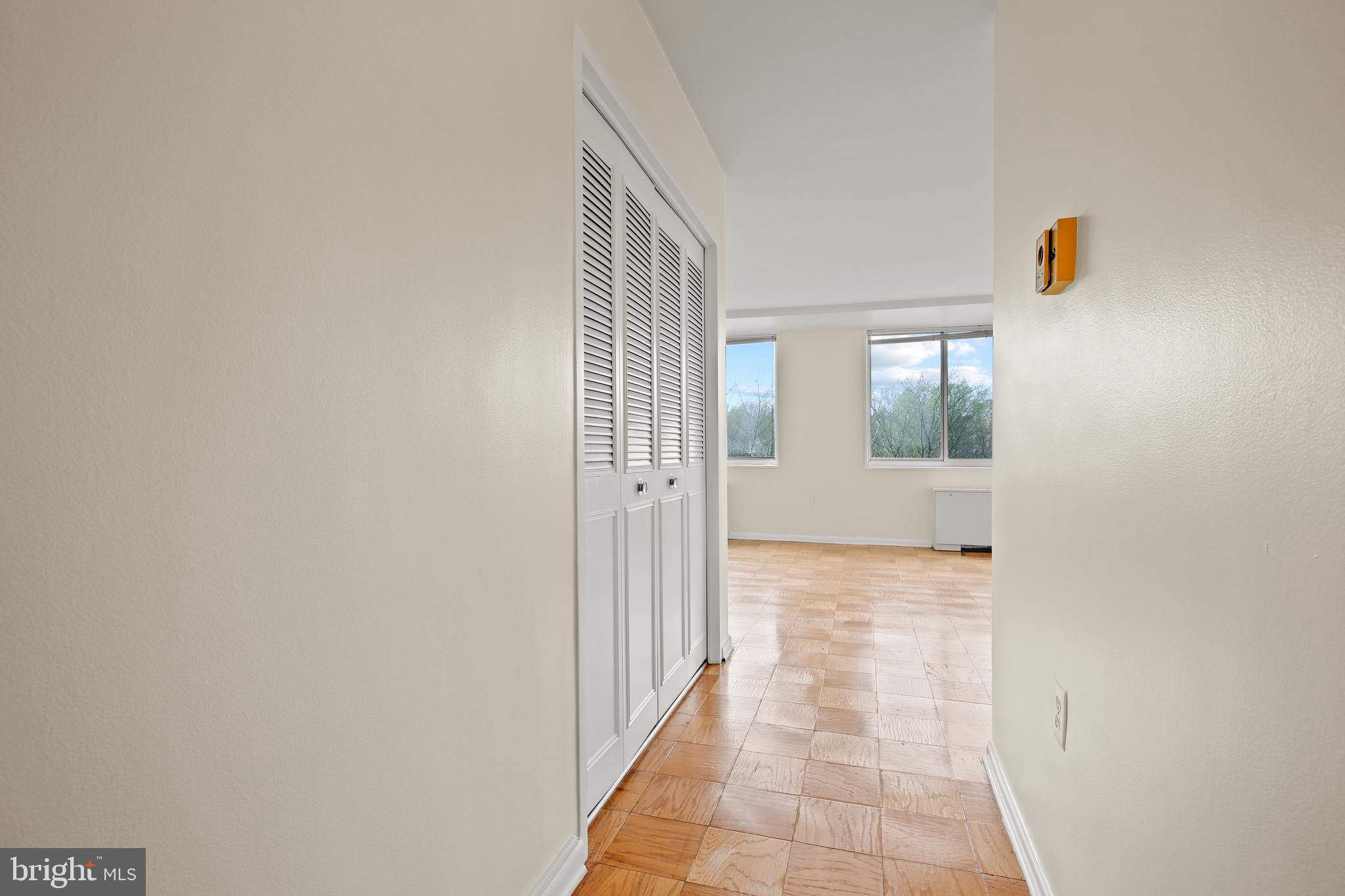 10401 GROSVENOR PLACE 708