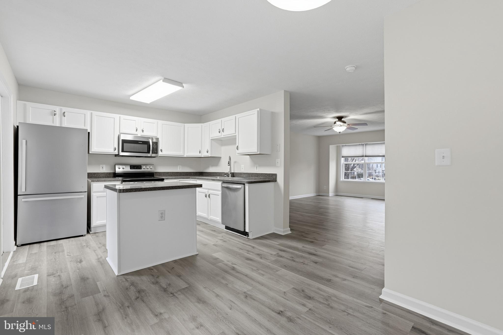 CHARLESTOWN COMMONS - Residential