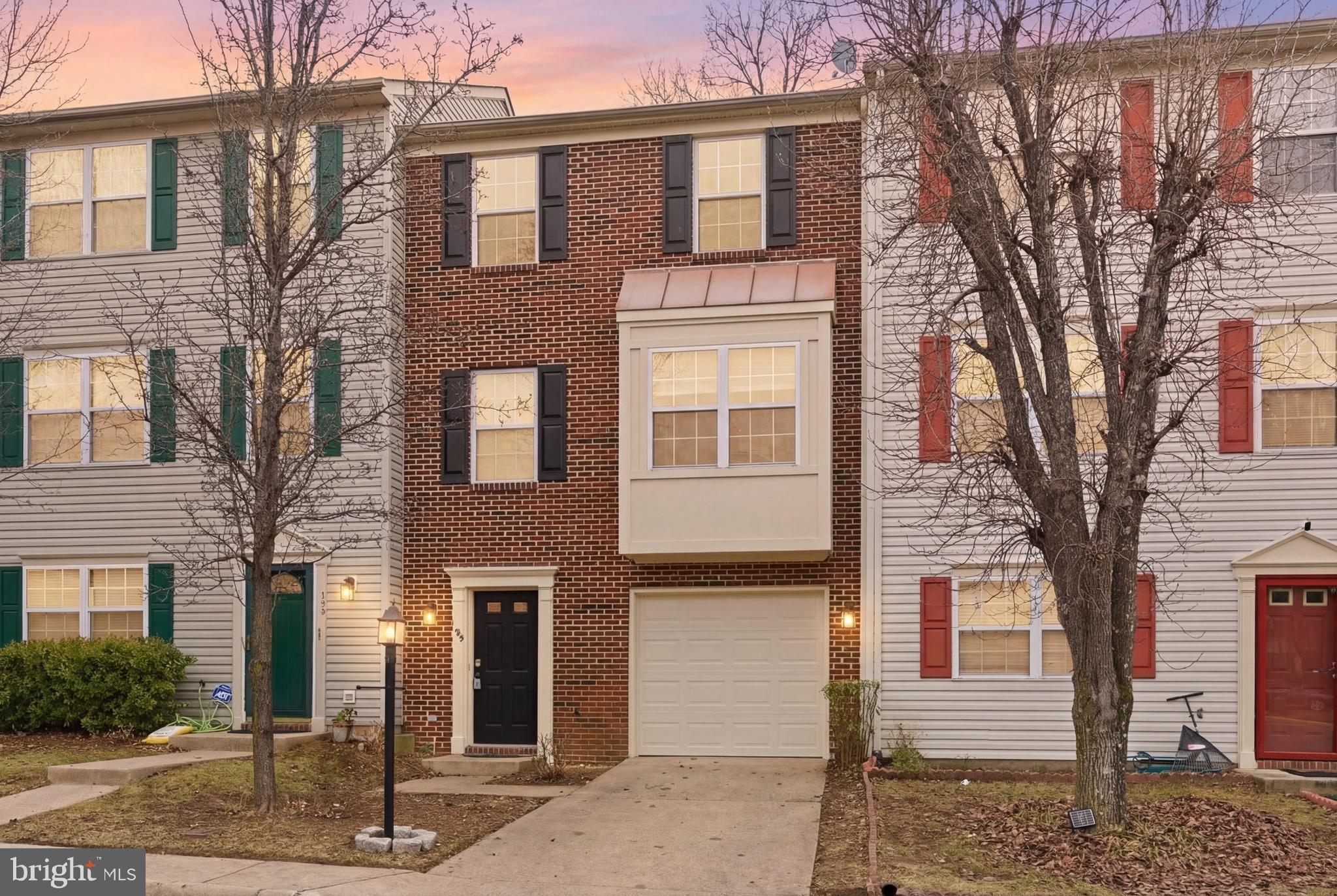 CHARLESTOWN COMMONS - Residential