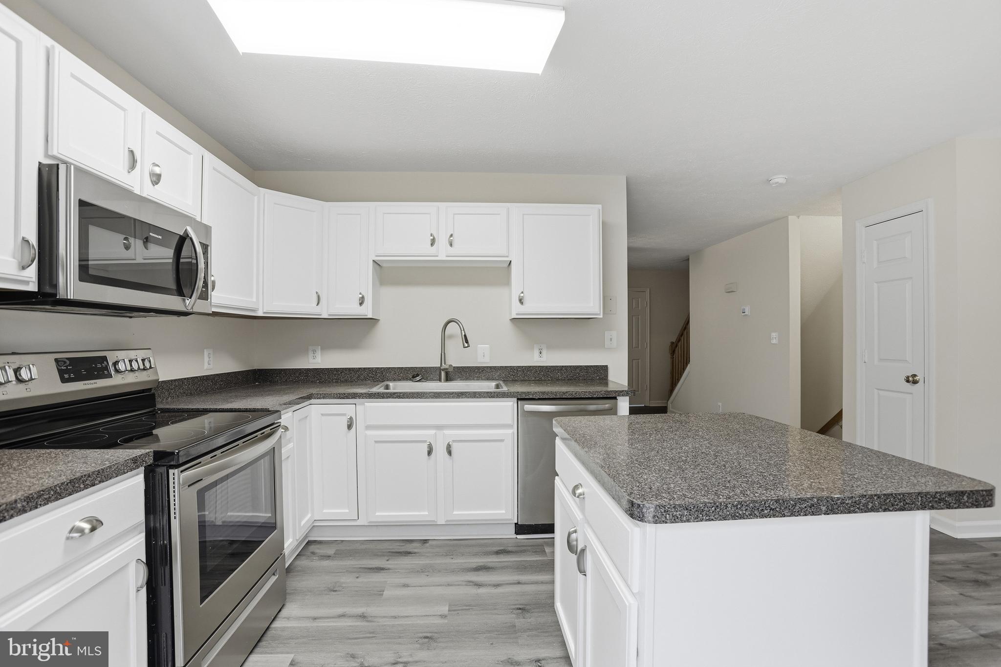 CHARLESTOWN COMMONS - Residential