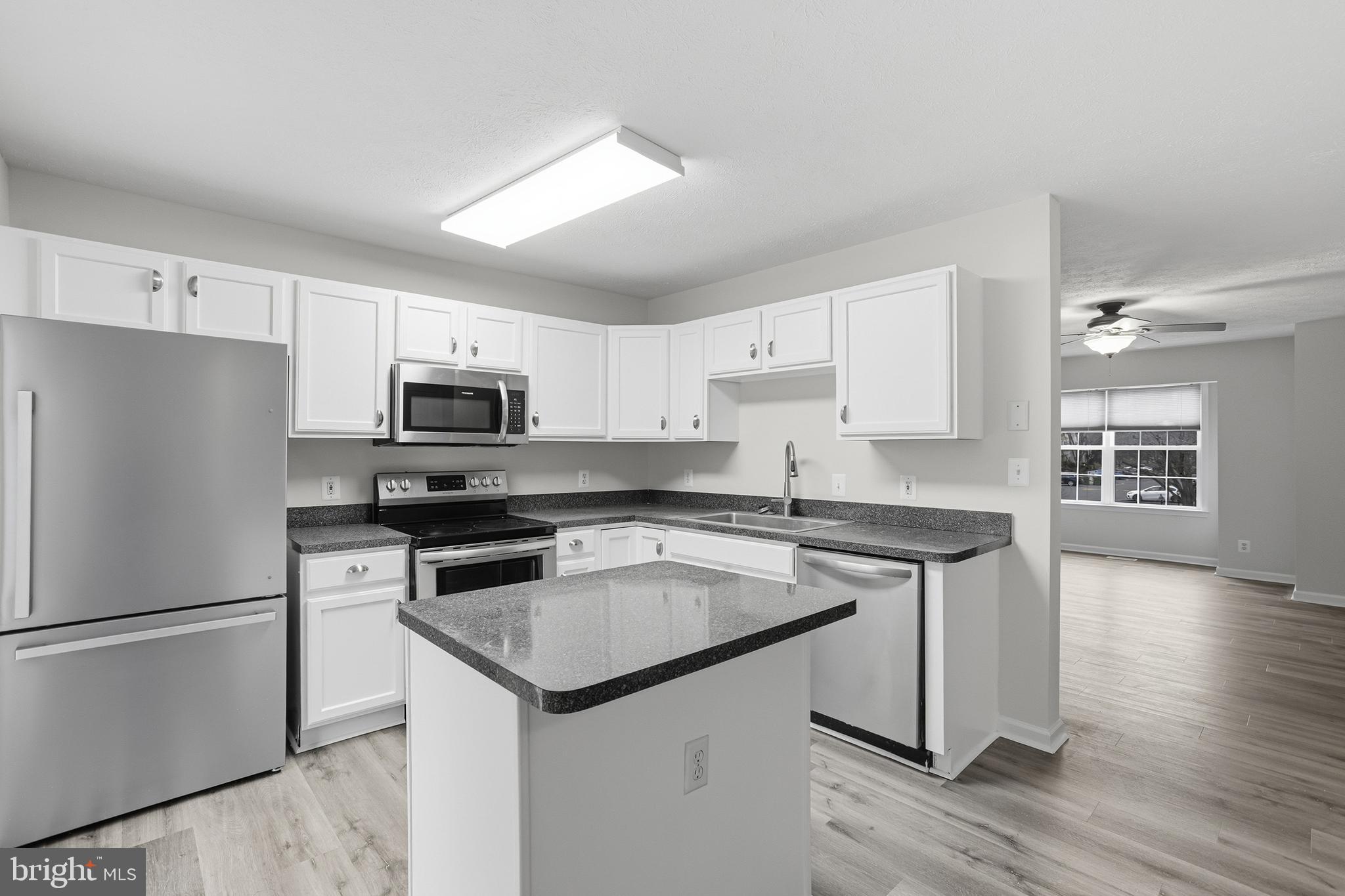 CHARLESTOWN COMMONS - Residential