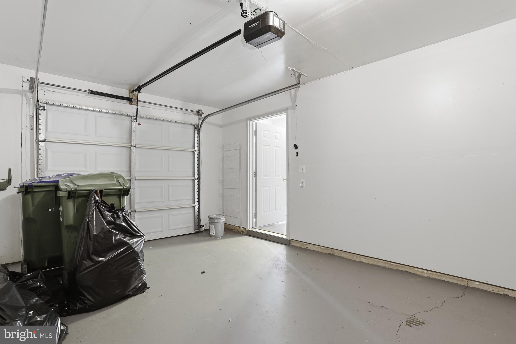 CHARLESTOWN COMMONS - Residential