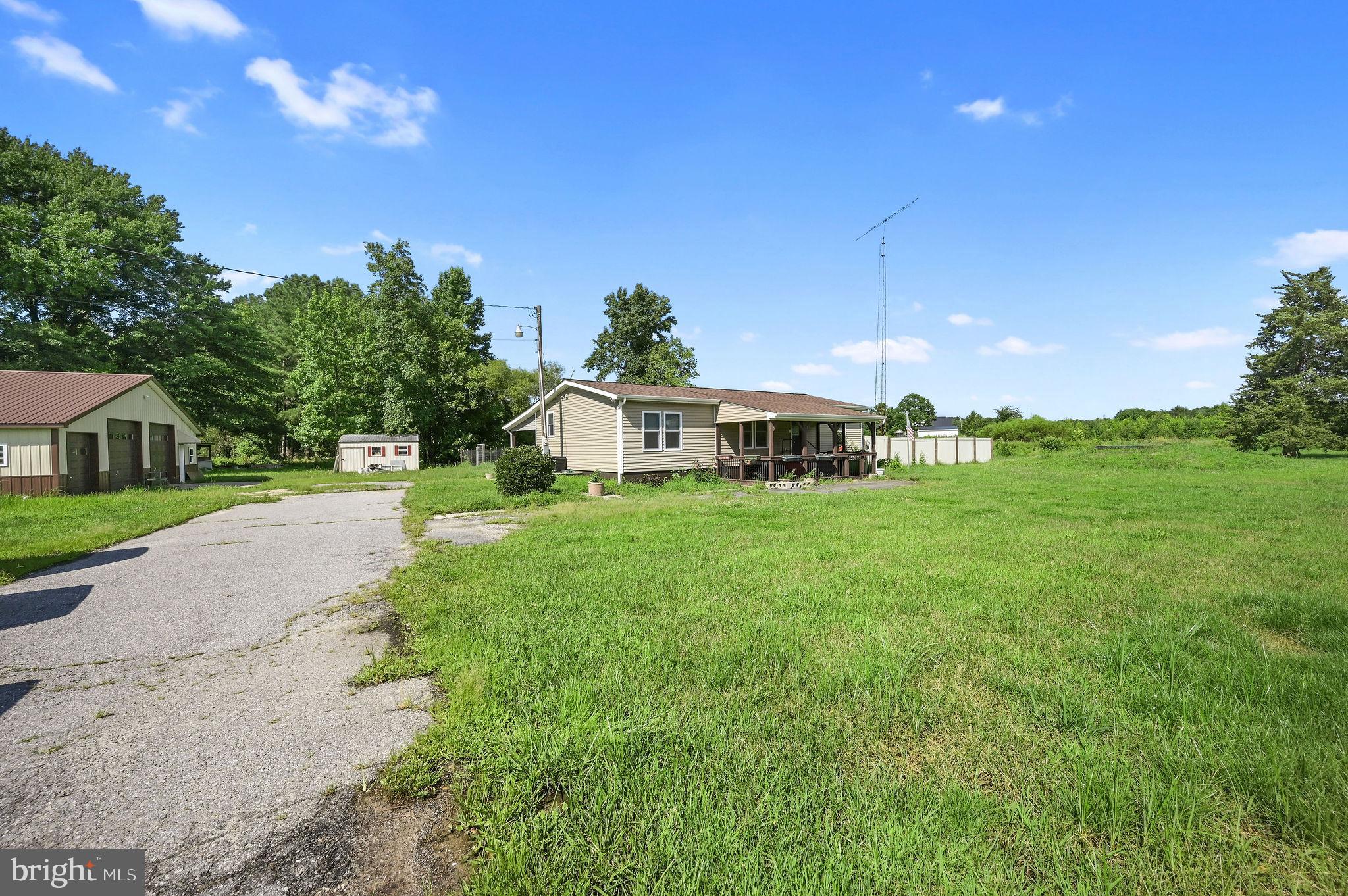 2821 SANDTOWN ROAD