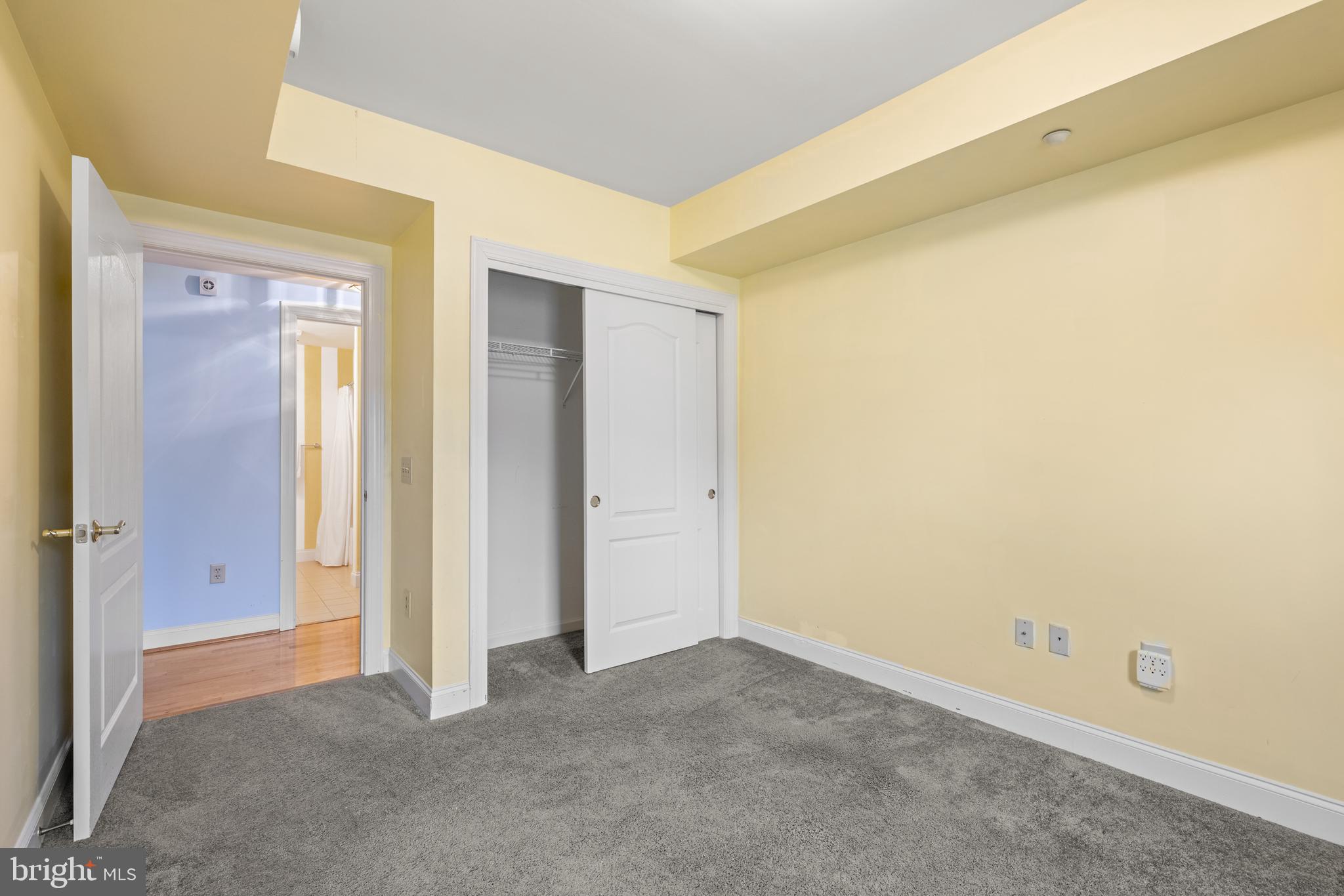 WINDSOR AT GLEN MI - Residential