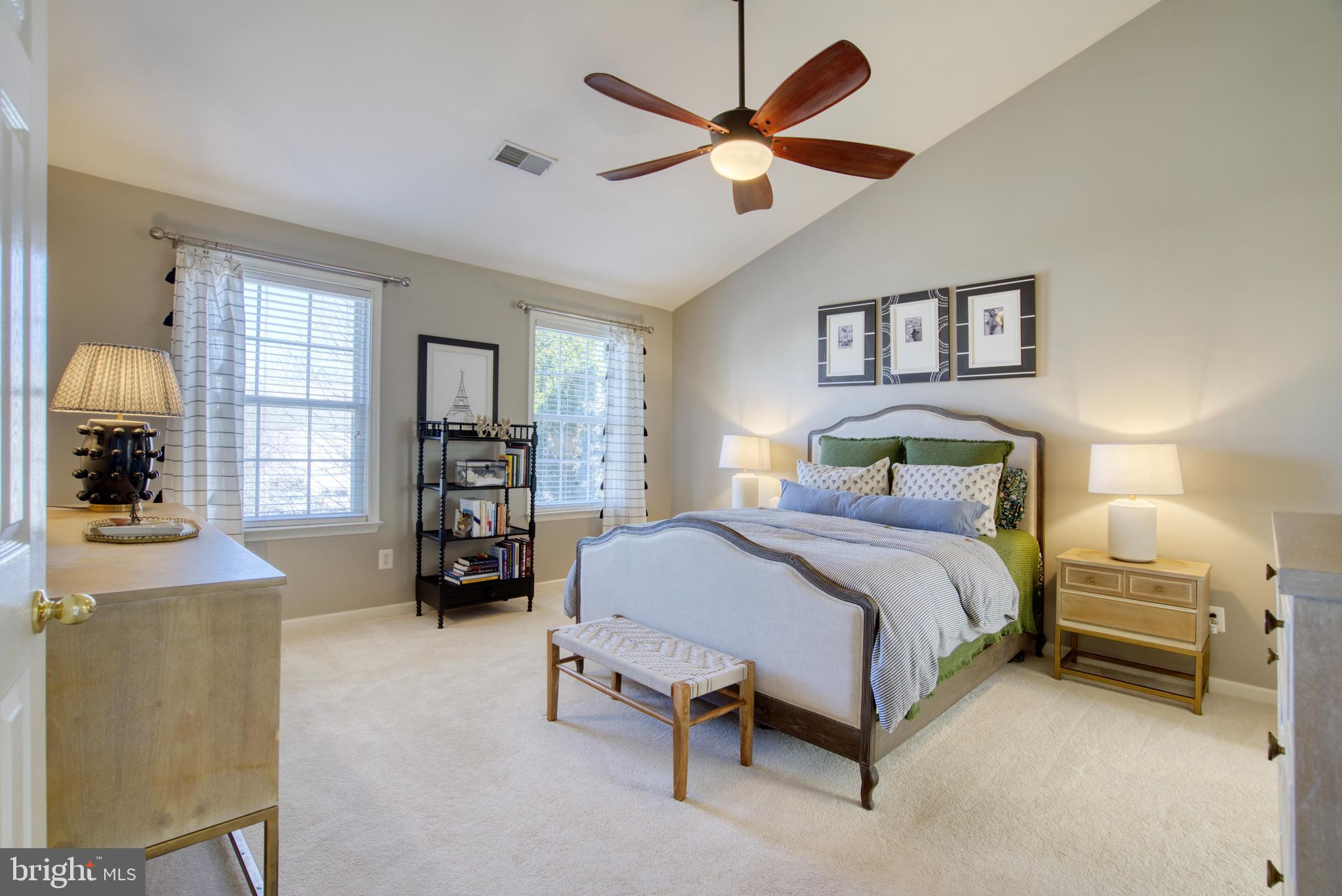 ASHBURN FARM - Residential