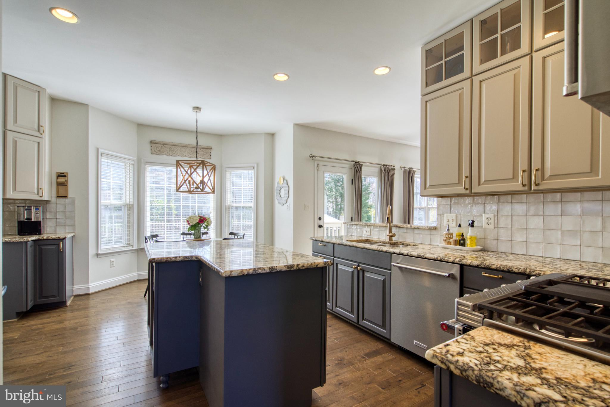 ASHBURN FARM - Residential