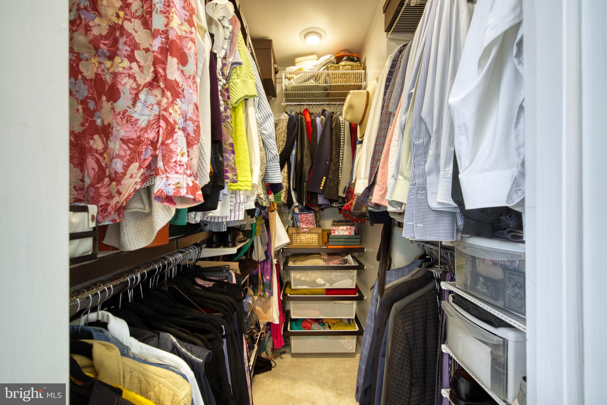 ASHBURN FARM - Residential