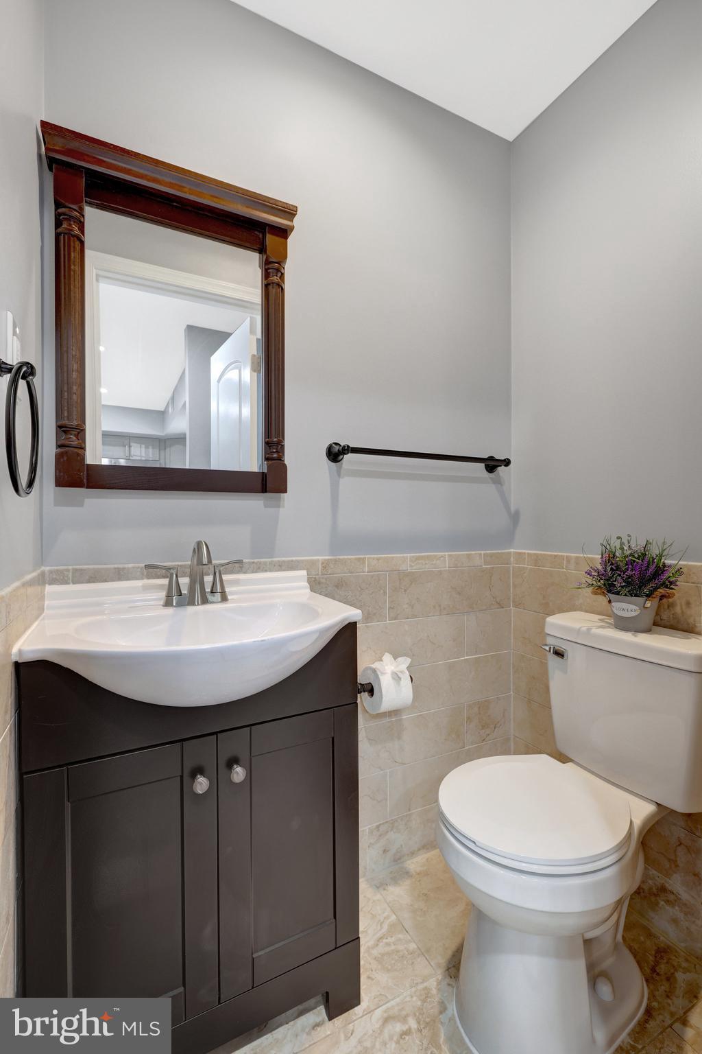 CARDINAL SQUARE - Residential