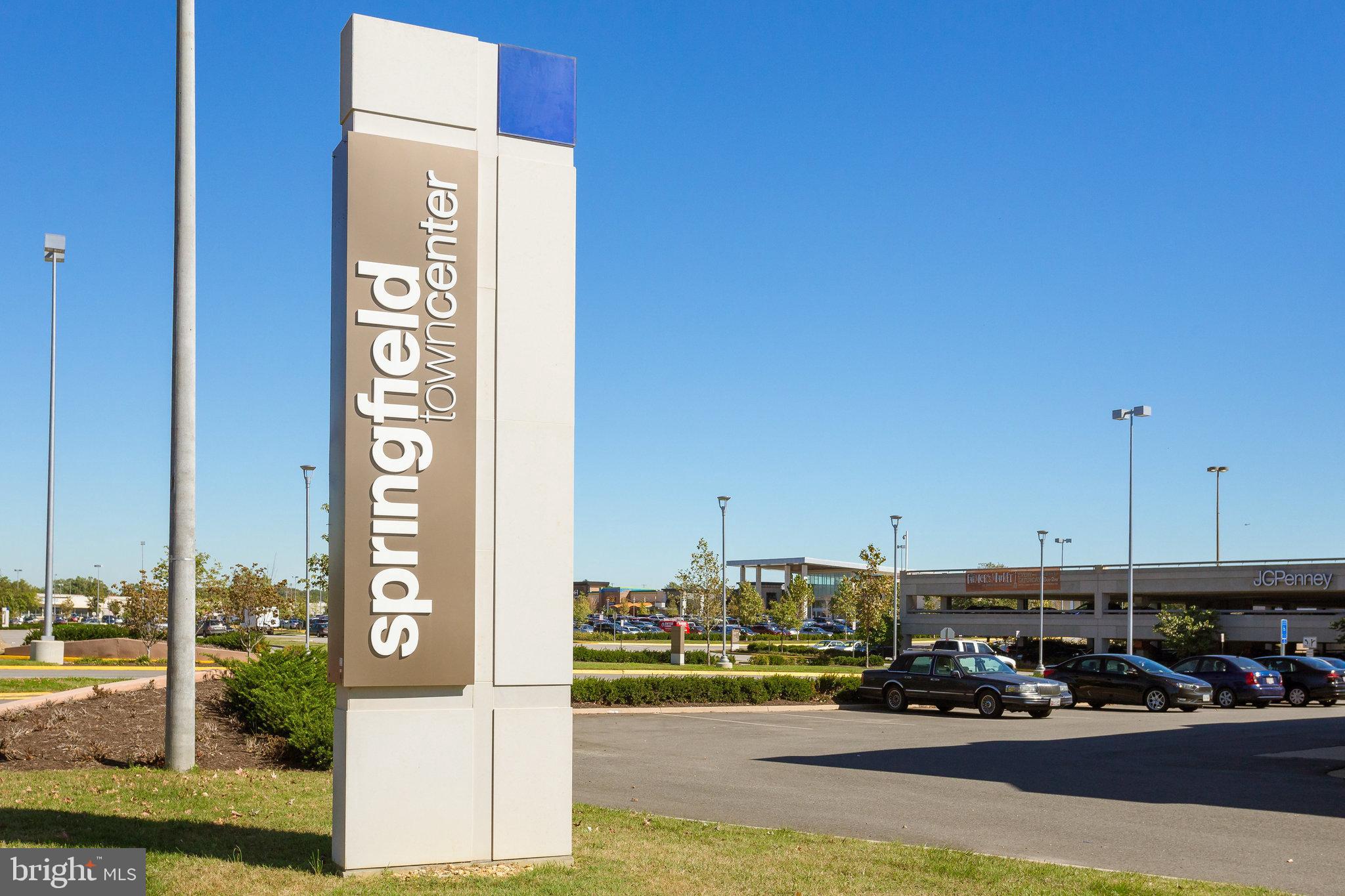 CARDINAL SQUARE - Residential