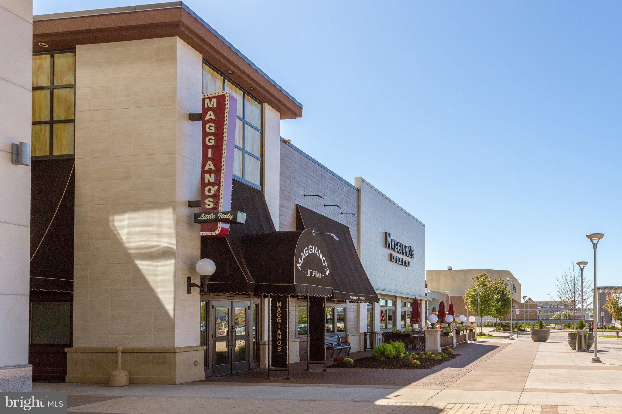 CARDINAL SQUARE - Residential