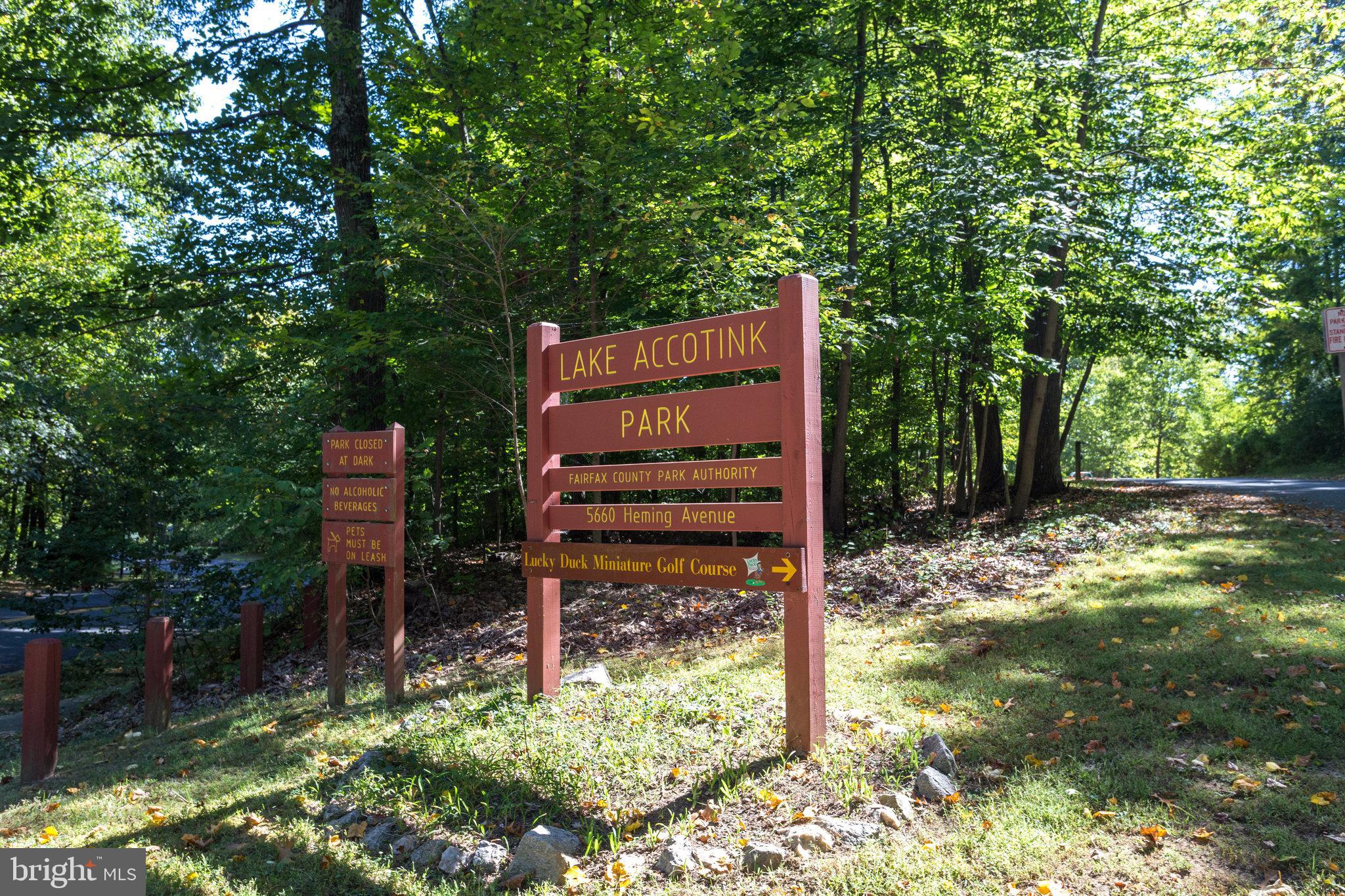 CARDINAL SQUARE - Residential