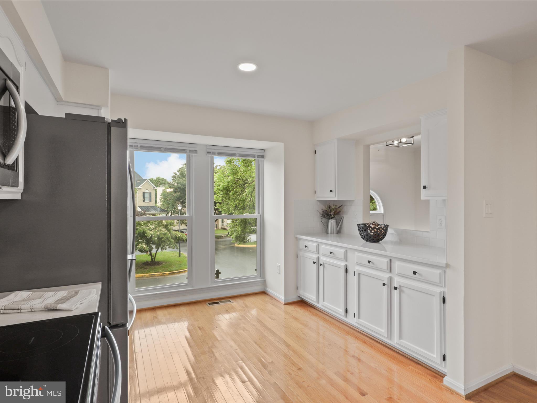 6427 BRASS BUTTON COURT