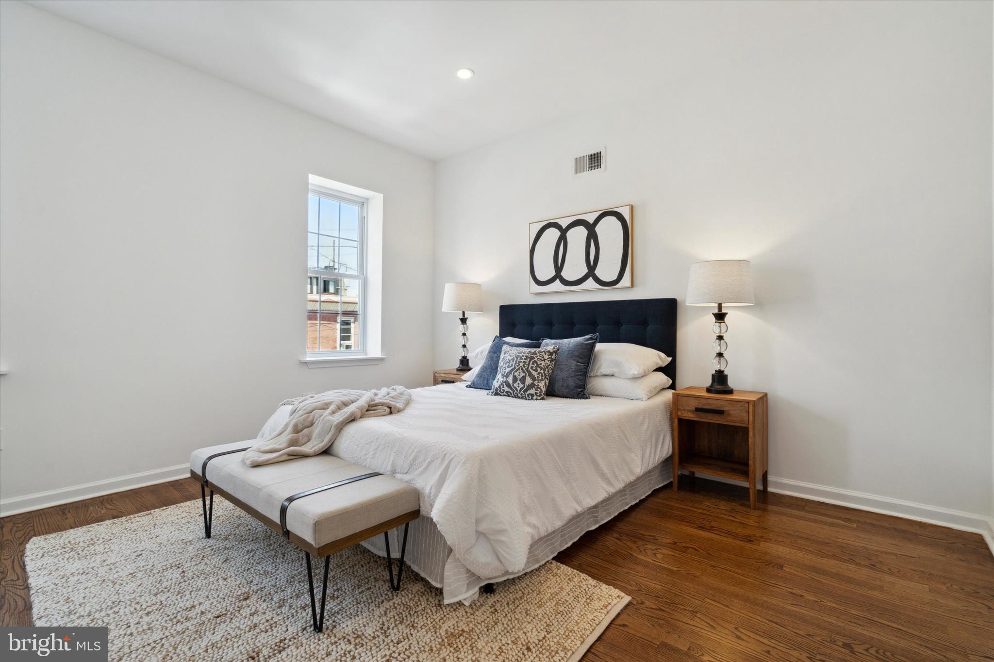 POINT BREEZE - Residential